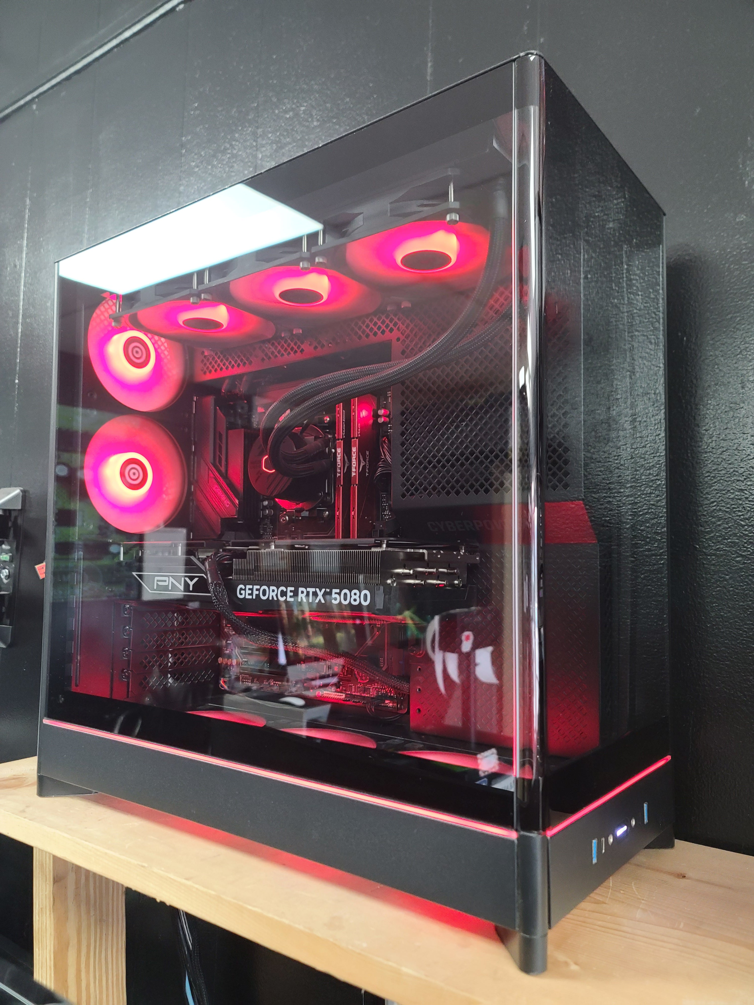 Gaming PC Ryzen 9800X3D RTX 5080