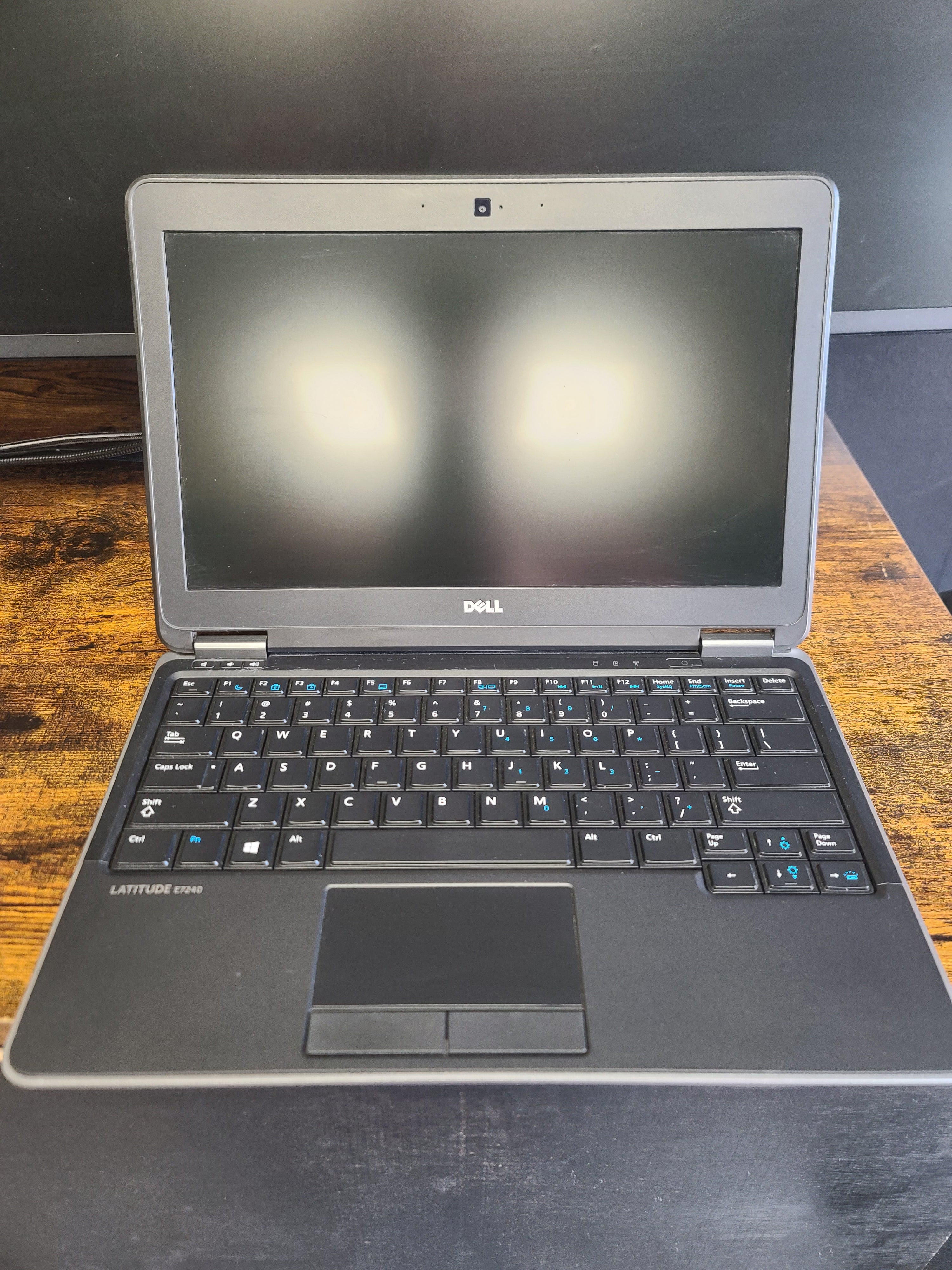 Dell Latitude E7240